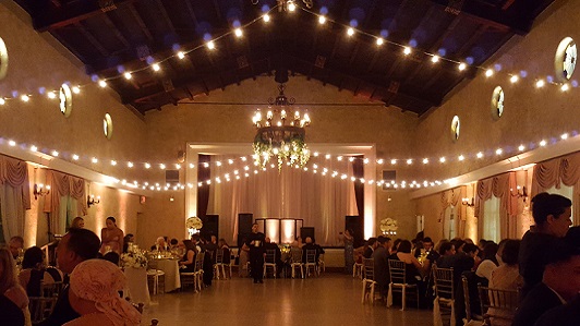 Indoor string lighting